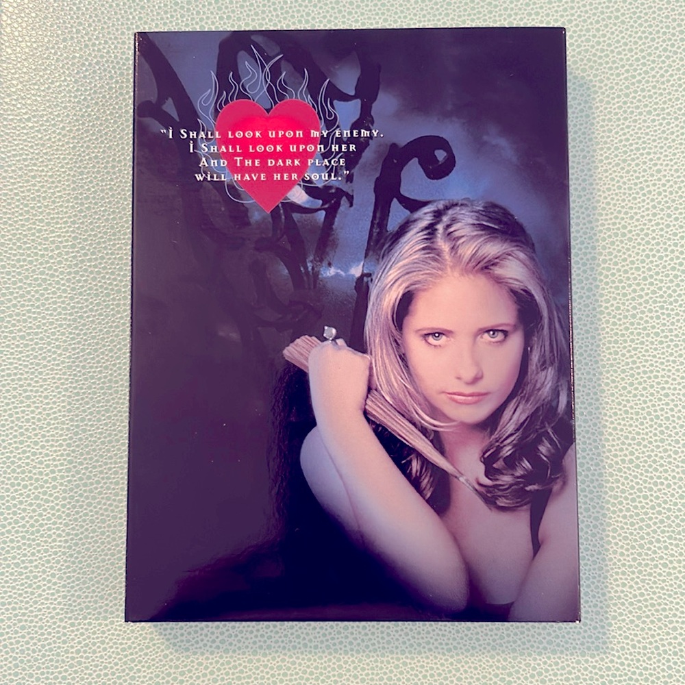 EUC Buffy the Vampire Slayer The Complete First Season on DVD